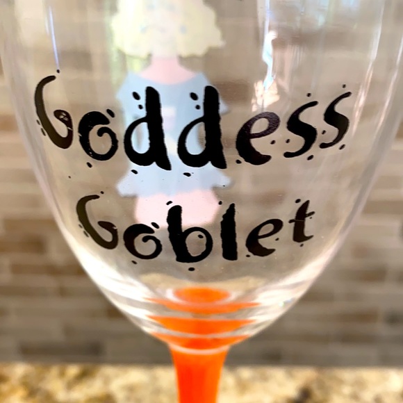 Linda Grayson Goddess goblet - Picture 4 of 6